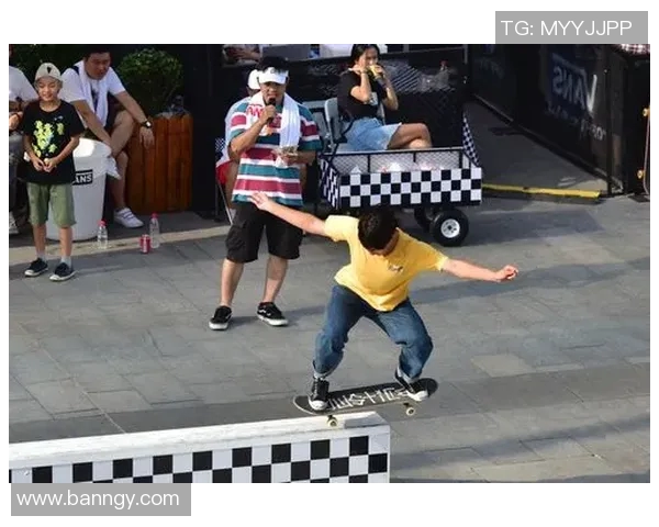 滑板战术解析:西安滑板队灵活转换体系的深度剖析与实践探索 滑板战术解析:西安滑板队灵活转换体系的深度剖析与实践探索