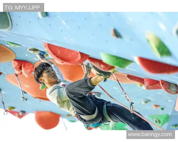 重庆攀岩队的训练节奏与发展趋势深度解析 重庆攀岩队的训练节奏与发展趋势深度解析